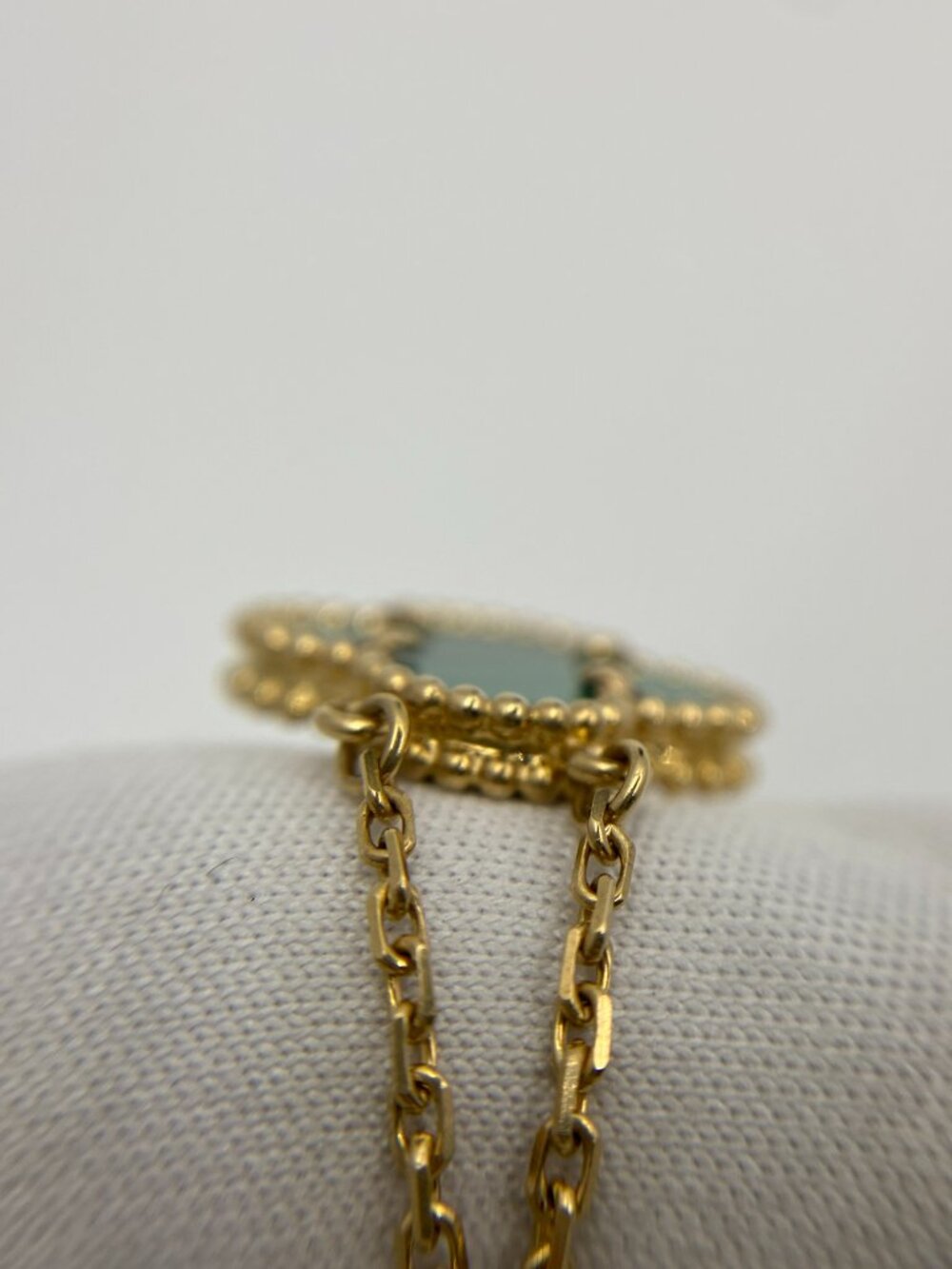 Authentic Van Cleef & Arpels Vintage Alhambra Necklace 18K Yellow Gold Malachite - Picture 7 of 13